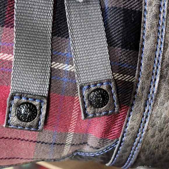 💖HOST PICK💖 UGG Marrais Waterproof Boots - Picture 5 of 12